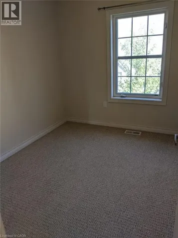 2 Whitehaven Lane Kitchener ON N2H 0B3
