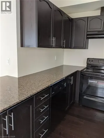 2 Whitehaven Lane Kitchener ON N2H 0B3