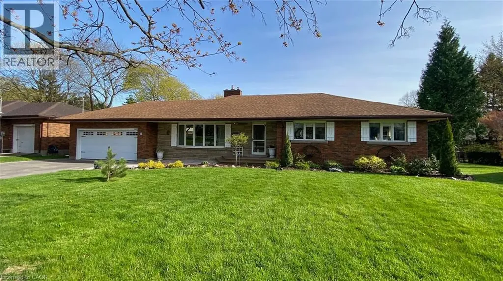 16 Daleview Crescent Fonthill ON L0S 1E0