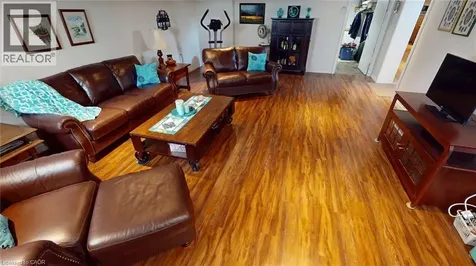 16 Daleview Crescent Fonthill ON L0S 1E0