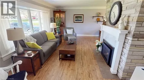 16 Daleview Crescent Fonthill ON L0S 1E0