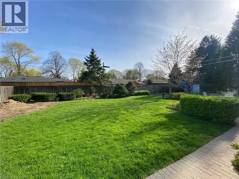 16 Daleview Crescent Fonthill ON L0S 1E0