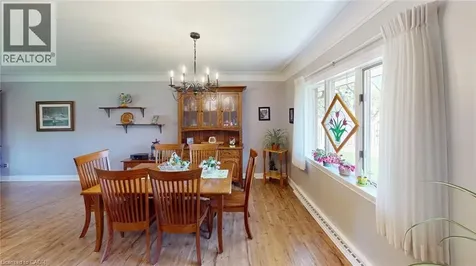 16 Daleview Crescent Fonthill ON L0S 1E0