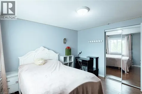 171 Mcnichol Drive Cambridge ON N1P 1G8