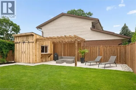 257 Laurentian Drive Kitchener ON N2E 2G5