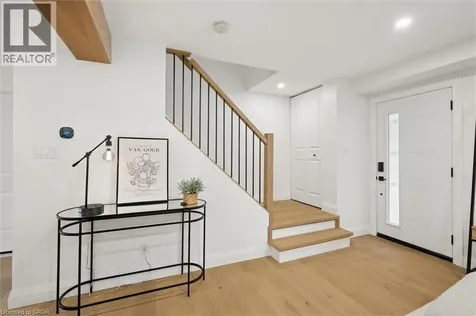 257 Laurentian Drive Kitchener ON N2E 2G5