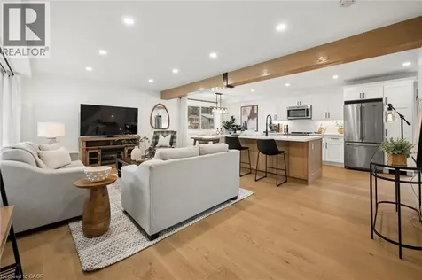 257 Laurentian Drive Kitchener ON N2E 2G5