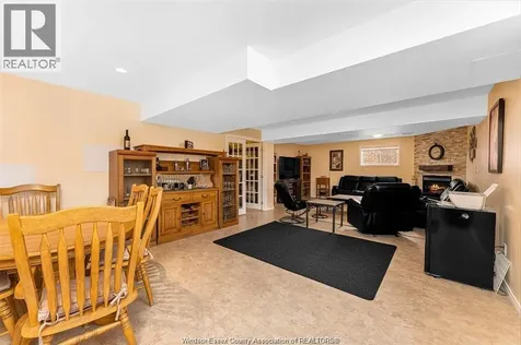 1128 Frederica Avenue Windsor ON N8P 1V9