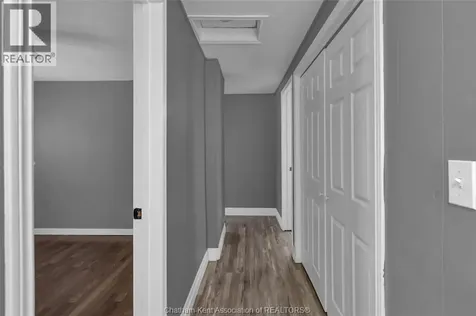 44 Alexandra Avenue Chatham ON N7M 1Y1