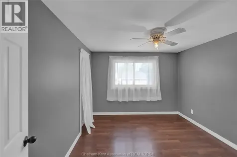 44 Alexandra Avenue Chatham ON N7M 1Y1