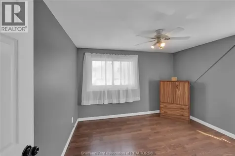 44 Alexandra Avenue Chatham ON N7M 1Y1