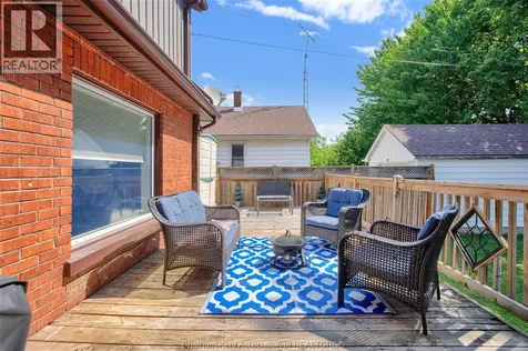44 Alexandra Avenue Chatham ON N7M 1Y1