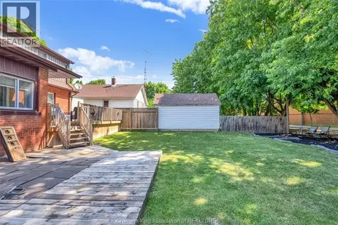 44 Alexandra Avenue Chatham ON N7M 1Y1