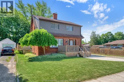 44 Alexandra Avenue Chatham ON N7M 1Y1