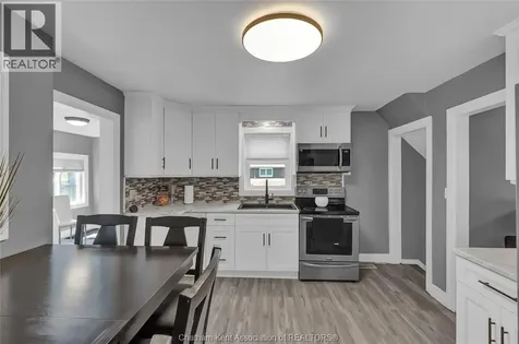 44 Alexandra Avenue Chatham ON N7M 1Y1
