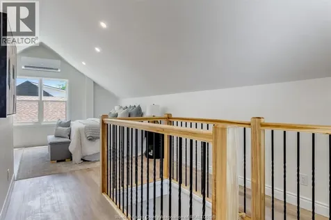 2309 Hall Windsor ON N8W 2M1