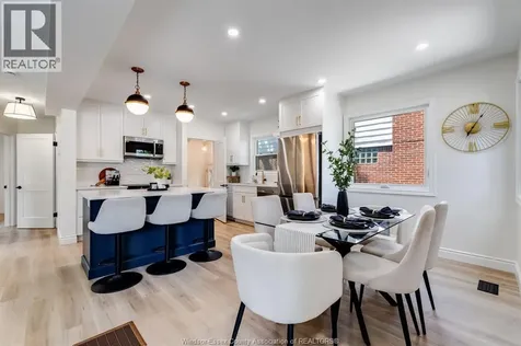 2309 Hall Windsor ON N8W 2M1