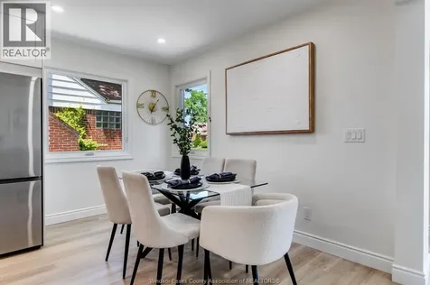 2309 Hall Windsor ON N8W 2M1
