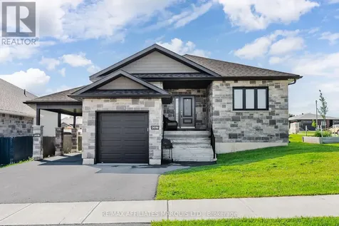 2459 Watson Crescent Cornwall ON K6H 0H9