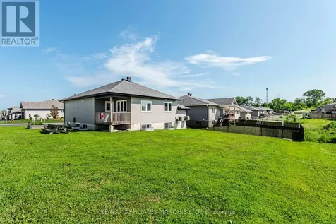 2459 Watson Crescent Cornwall ON K6H 0H9