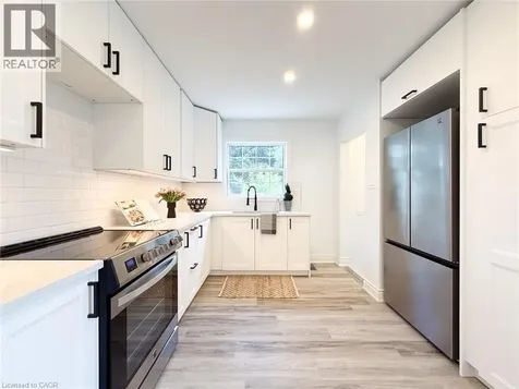 93 Barnes Avenue Brantford ON N3R 4Y9