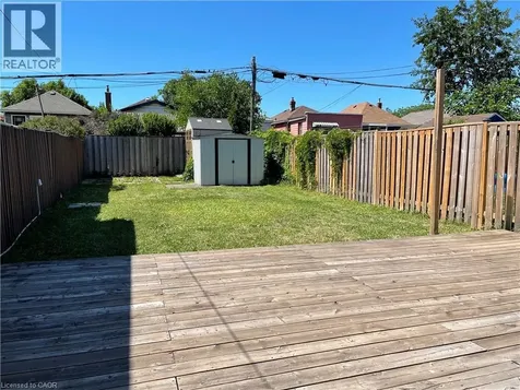 24 Vansitmart Avenue Hamilton ON L8H 3A3