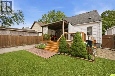 267 Ross Avenue Sarnia ON N7T 1K1