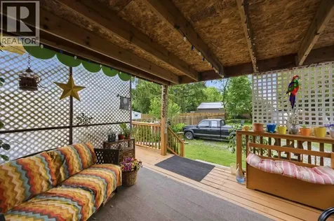 267 Ross Avenue Sarnia ON N7T 1K1