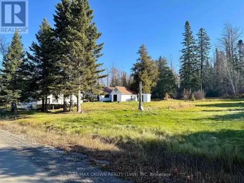 42 Lefebvre Peninsula Road Kapuskasing ON P0L 1V0