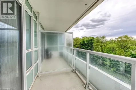 10 Wilby Crescent Toronto ON M6N 0B6