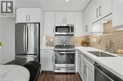 2007 James Street Burlington ON L7R 0G7