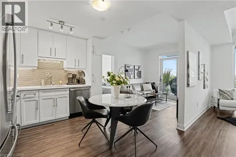 2007 James Street Burlington ON L7R 0G7