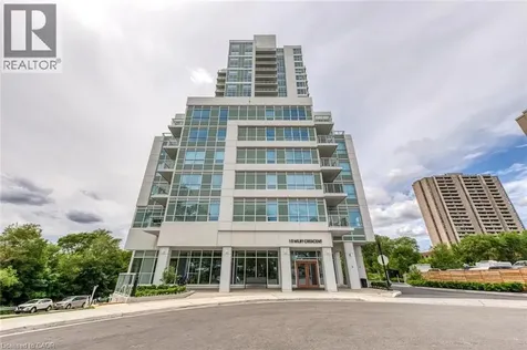 10 Wilby Crescent Toronto ON M6N 0B6