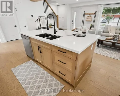 257 Laurentian Drive Kitchener ON N2E 2G5