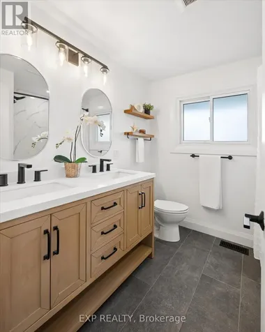 257 Laurentian Drive Kitchener ON N2E 2G5