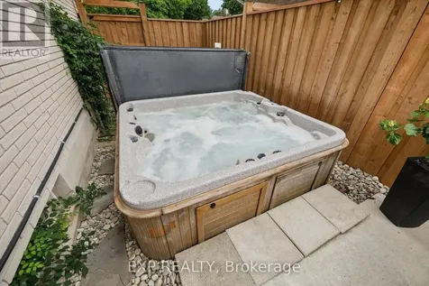 257 Laurentian Drive Kitchener ON N2E 2G5