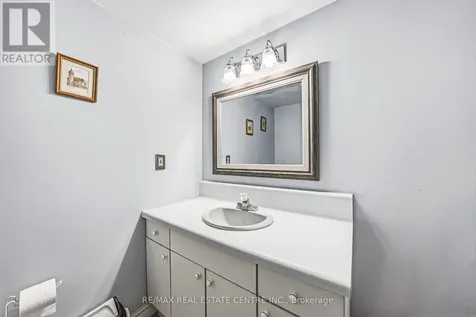 1338 Eleanor Avenue Cambridge ON N3H 4N2