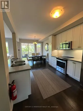 120 Delphi Lane Blue Mountains ON N0H 1J0