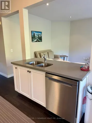 120 Delphi Lane Blue Mountains ON N0H 1J0