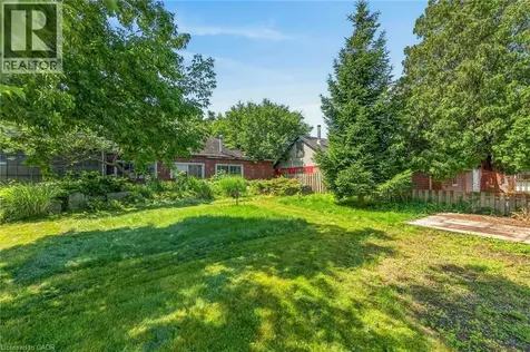 208 Carlton Street St. Catharines ON L2R 1S6