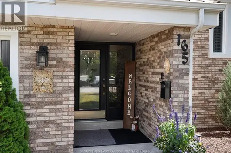 165 South Riverview Street Amherstburg ON N9V 3R3
