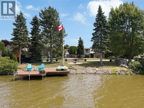 165 South Riverview Street Amherstburg ON N9V 3R3