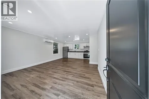 58 Marlborough Street East Leamington ON N8H 1W7