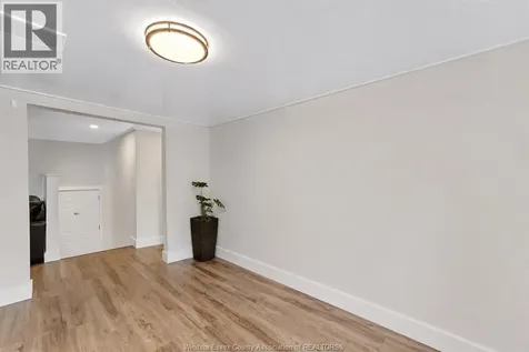 58 Marlborough Street East Leamington ON N8H 1W7