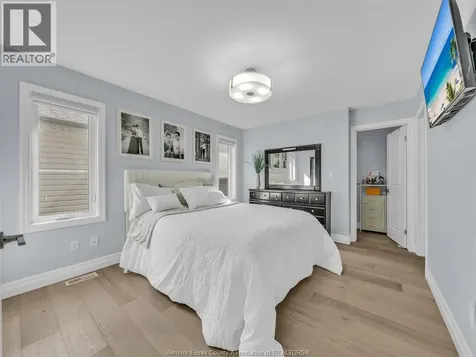 1616 Harrison Lasalle ON N9H 0L7