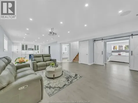 1616 Harrison Lasalle ON N9H 0L7