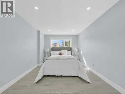 1616 Harrison Lasalle ON N9H 0L7
