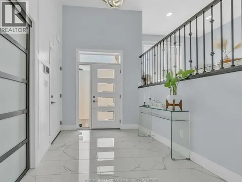 1616 Harrison Lasalle ON N9H 0L7