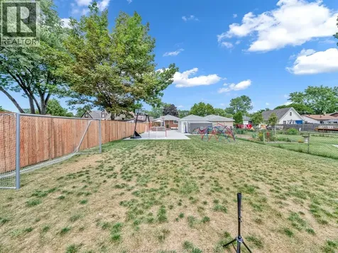 1775 Balfour Windsor ON N8T 2S2