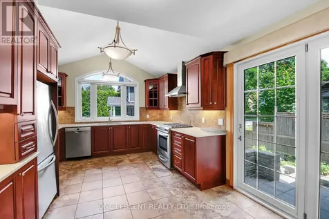 705 Parkdale Avenue Ottawa ON K1Y 1J4
